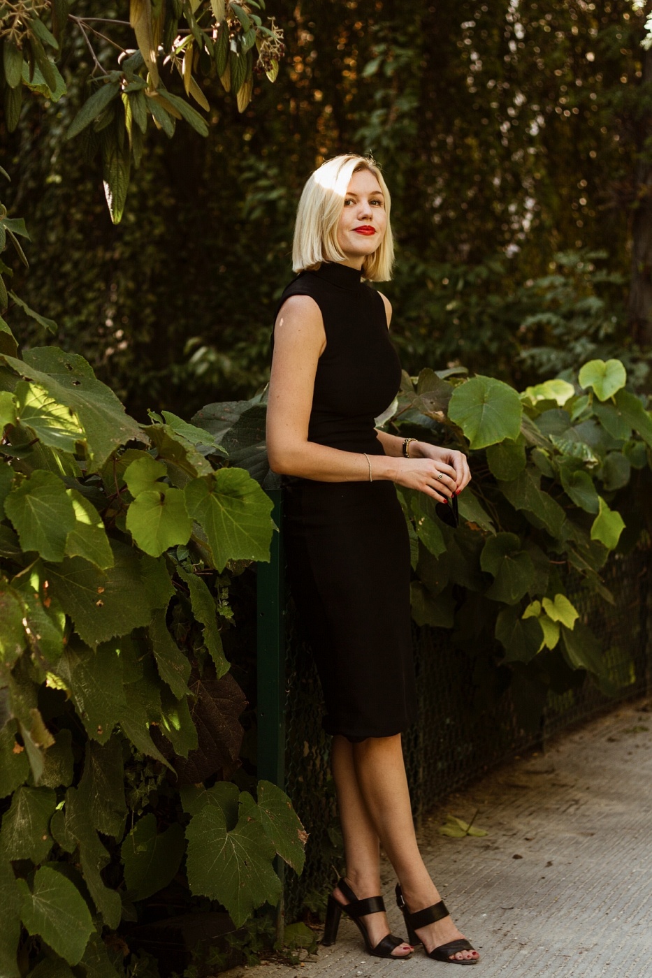 Vivienne Cole