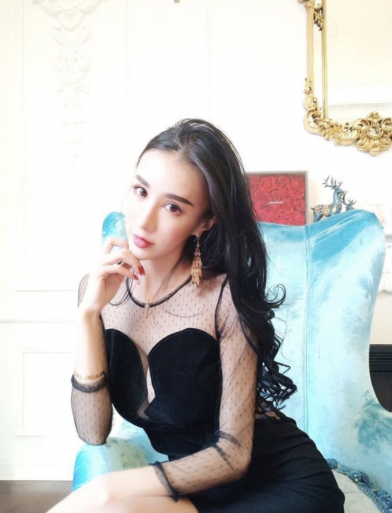 Gloria Azusa