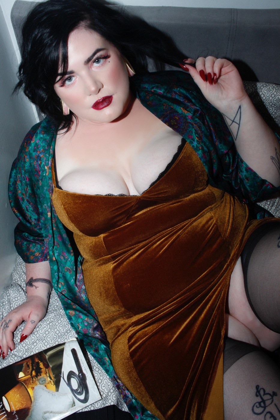 Violet BBW