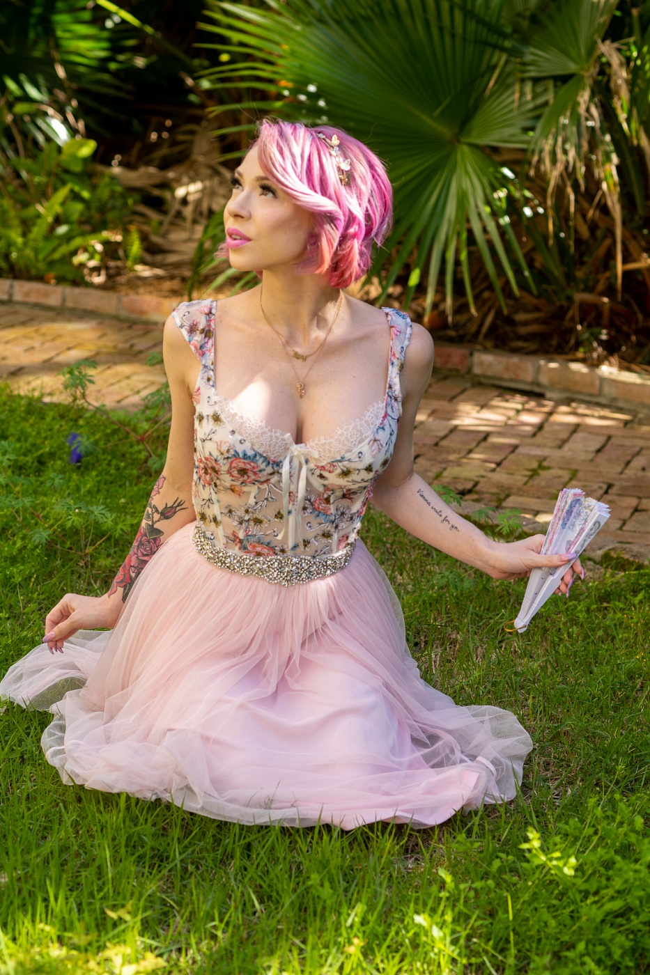 Belle Nola