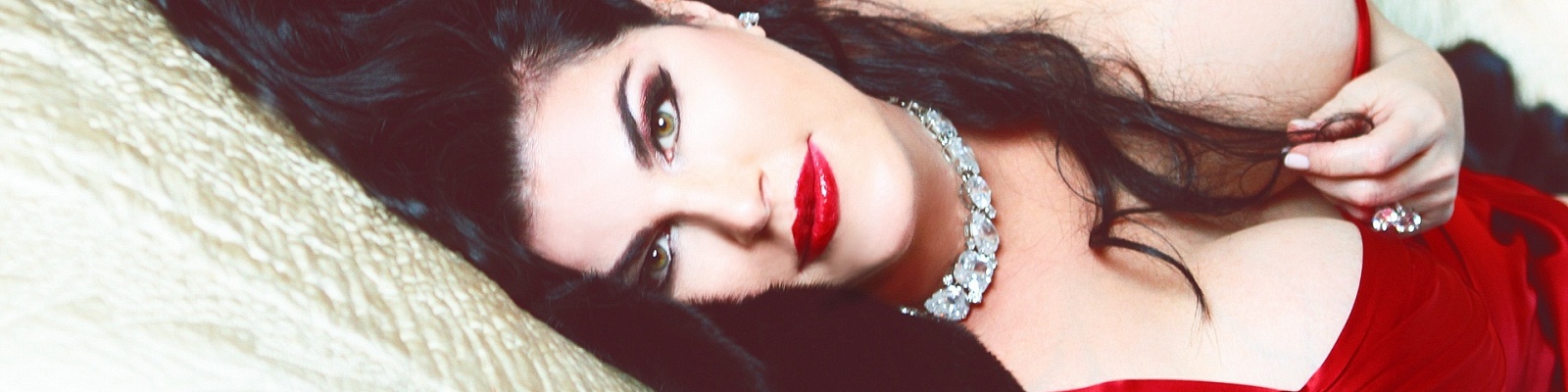 Isabella Fiori’s Cover Photo