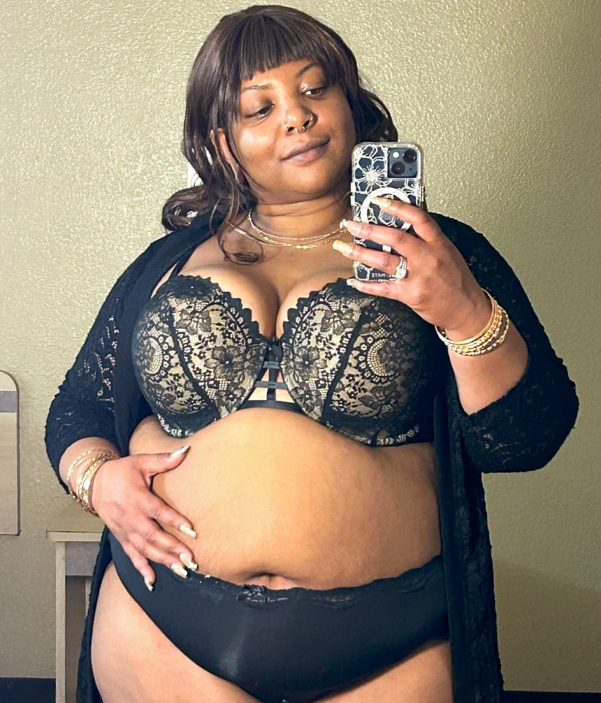 Kiana Divine