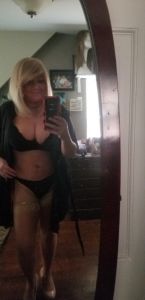 Knockout Busty BlondeDDD in DC