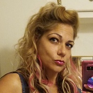 Zoey Mitchell’s Avatar