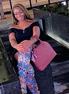 Escort Mona Marie