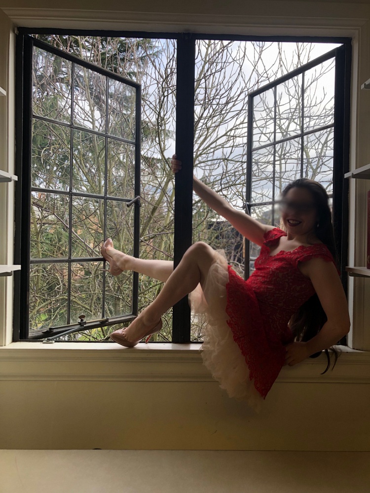 Tiny Phryne