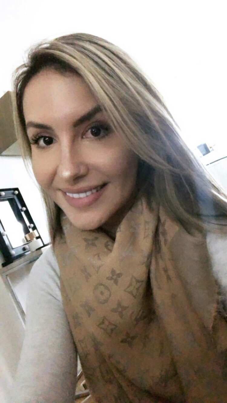 Alana Bay