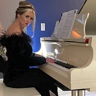 Elegant Eileen’s Avatar