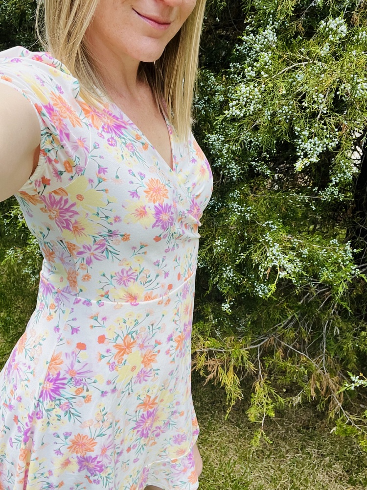 Elle James