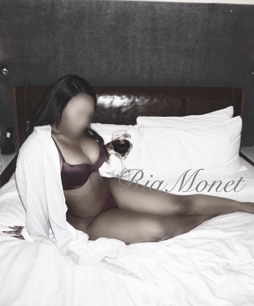Ria Monet