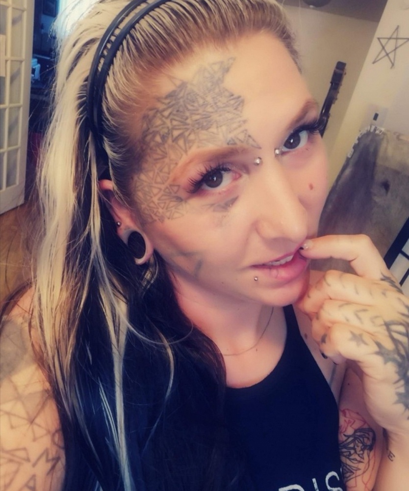 Domina Selene Pain