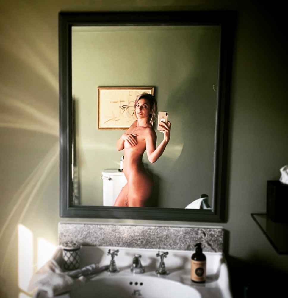 Roxy Fox