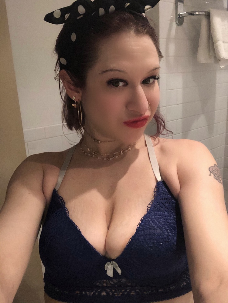 Violet Vixen VIP