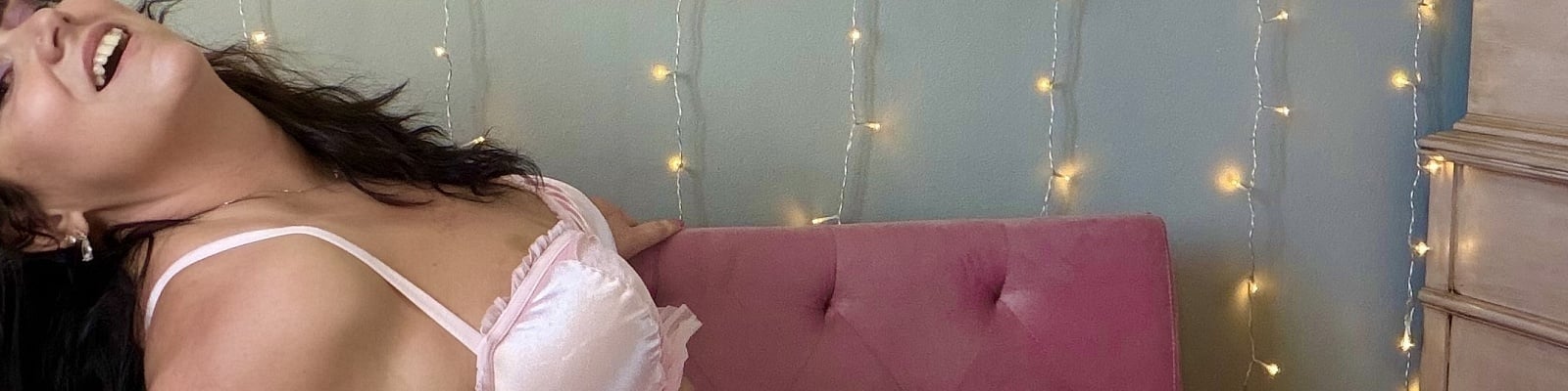 Thick Tesa Rose’s Cover Photo