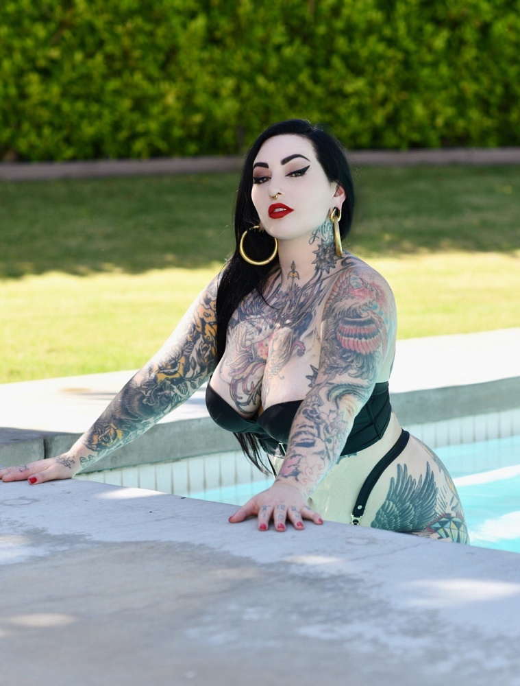 Adahlia Cole