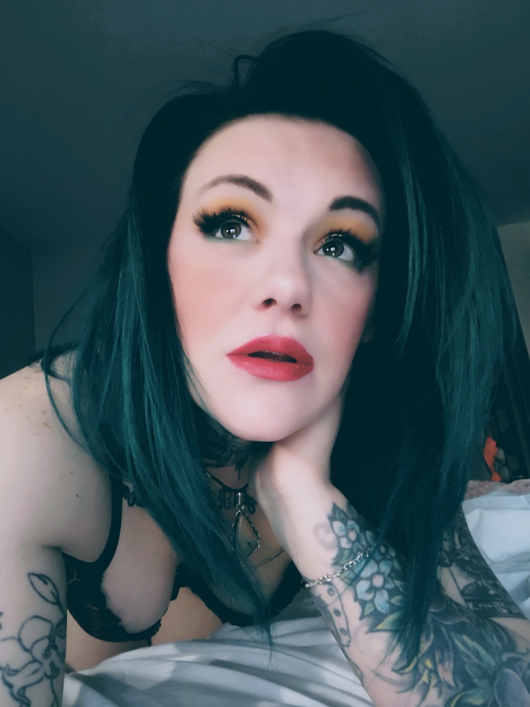 MandieHart