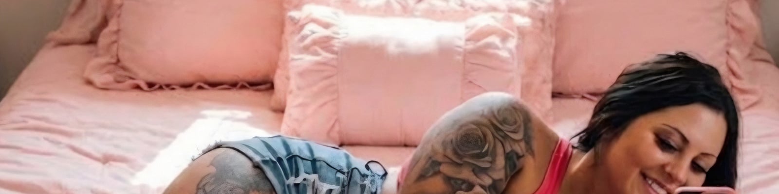 Make out with Angela’s Cover Photo