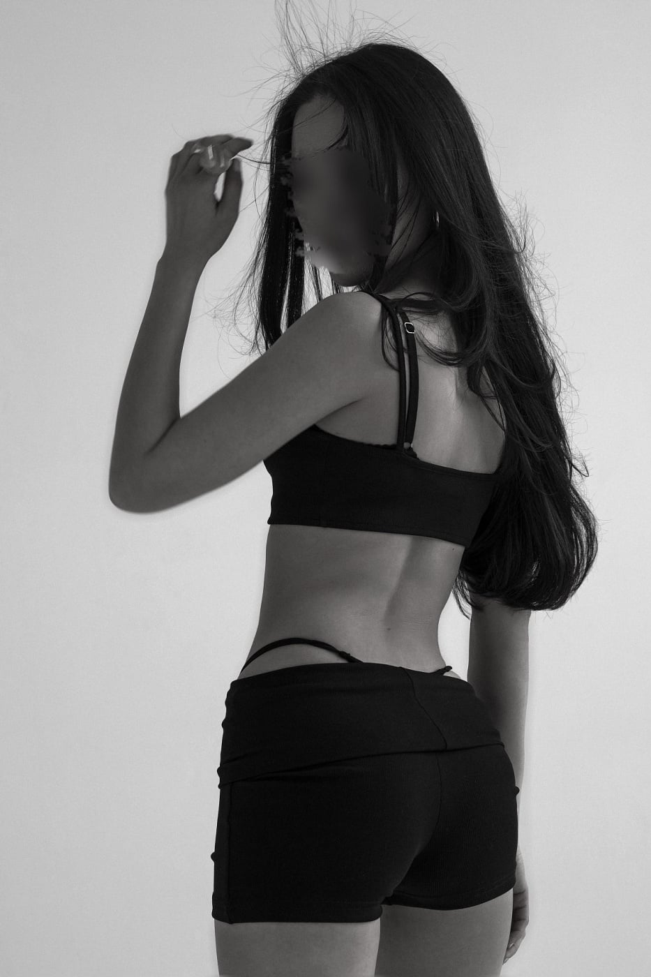 Ariana Hart