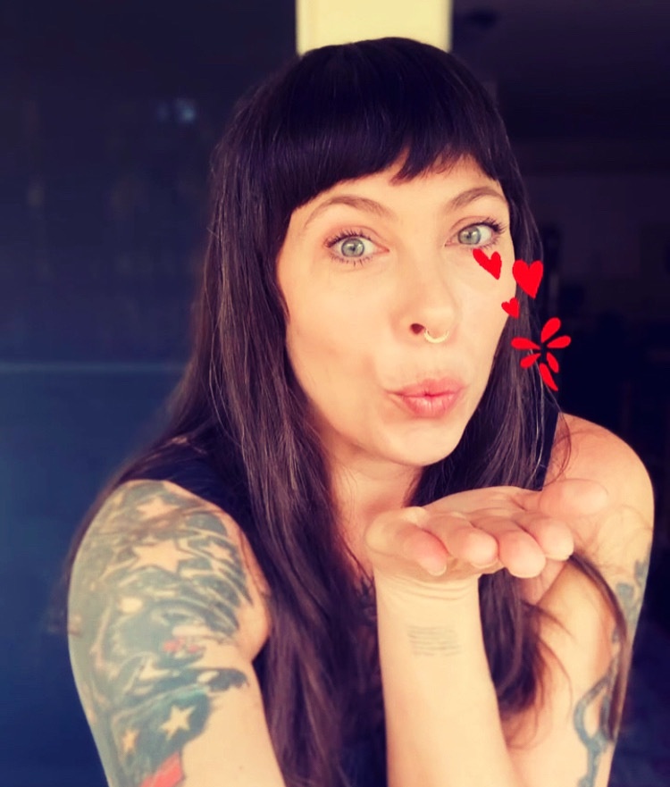Madame Amie Amour