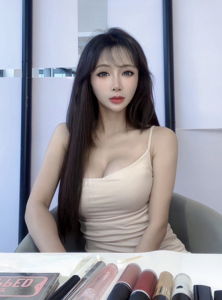 Elly