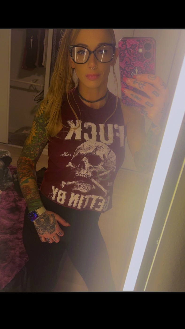 Lydia Luxury