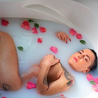 Roselyne Simone’s Avatar