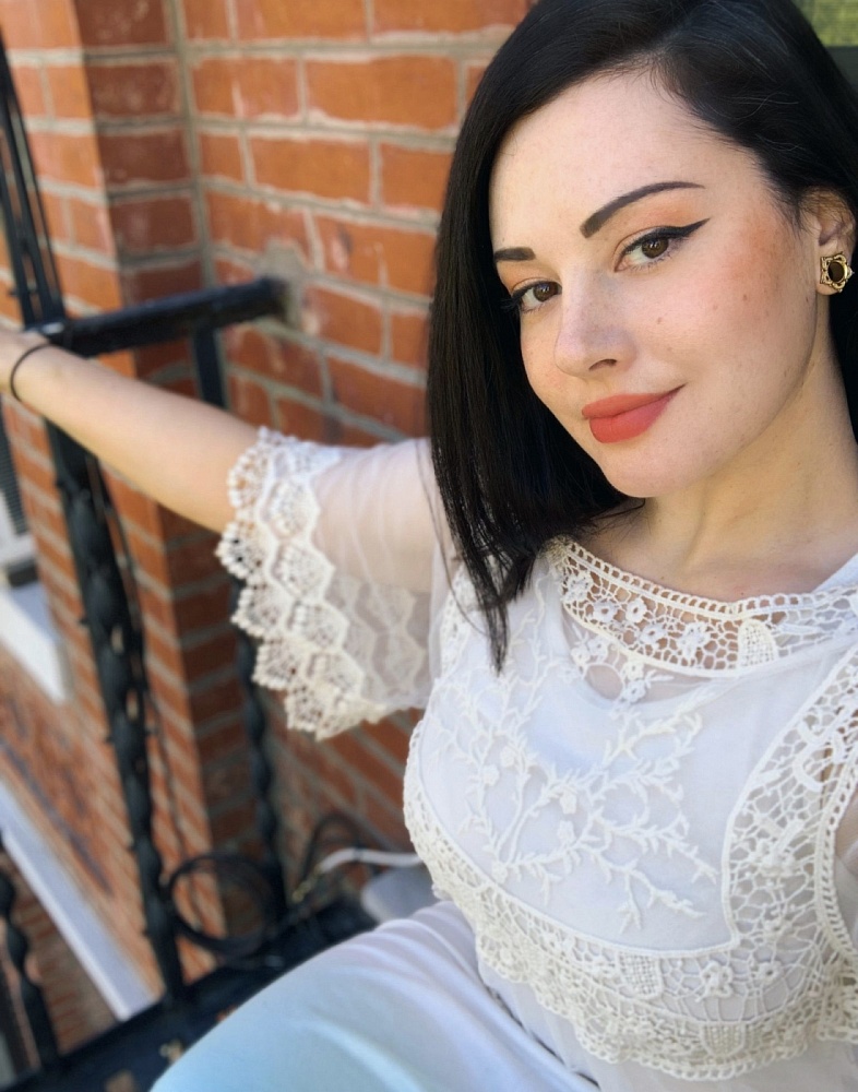 Ava Valentina