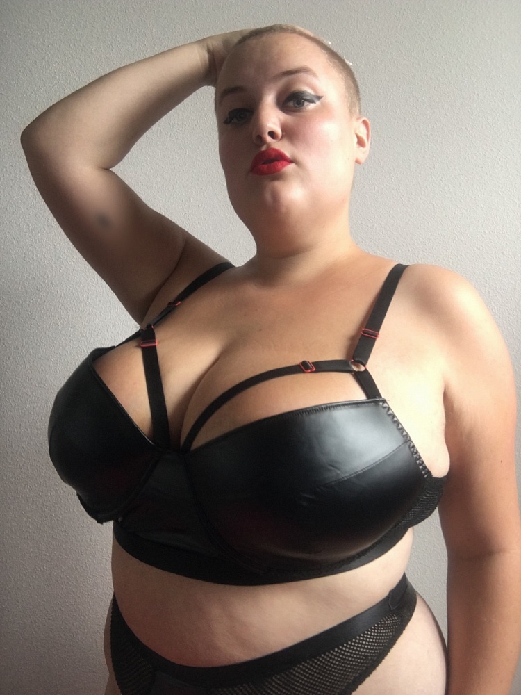 Ana Eve