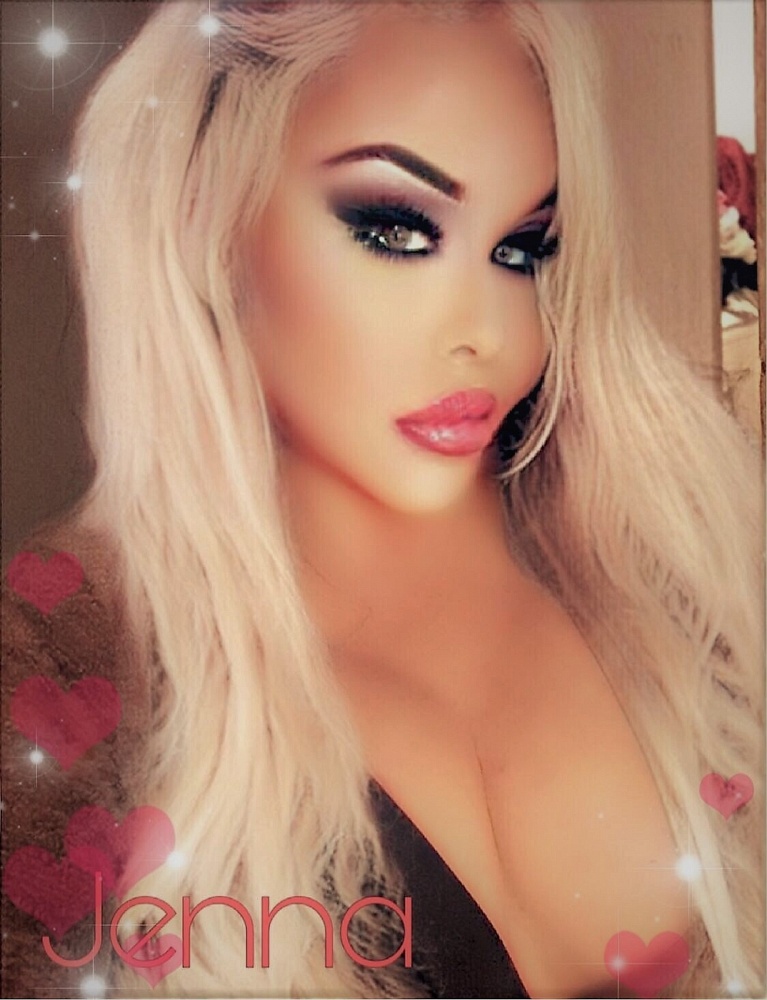 TS Jenna Summers