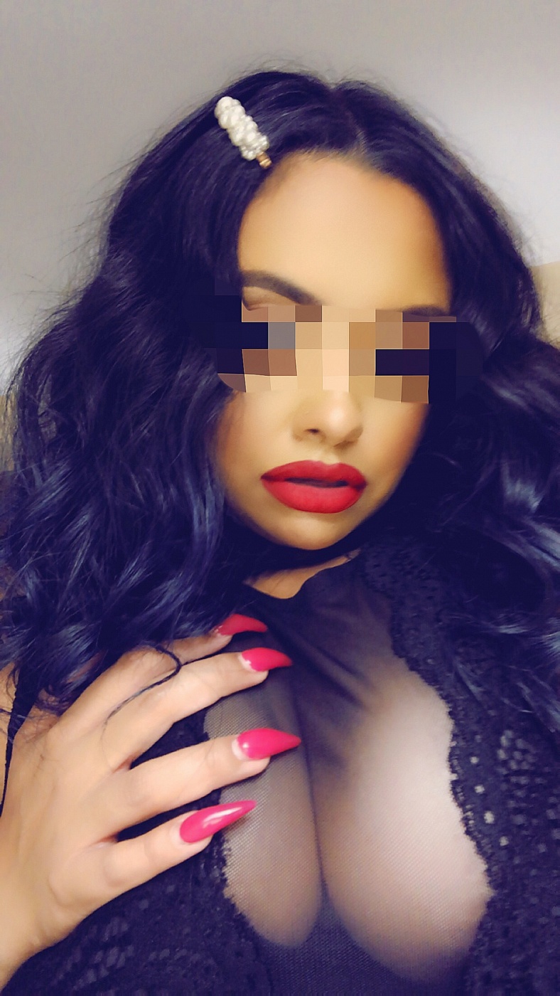 LusciousAlexa