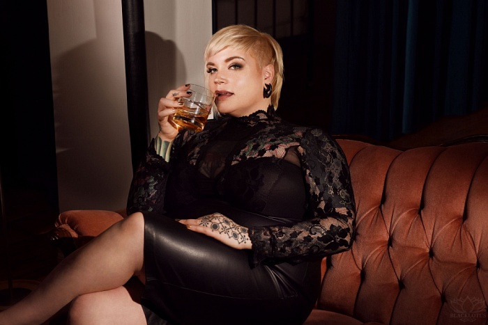 Miss Erin Black