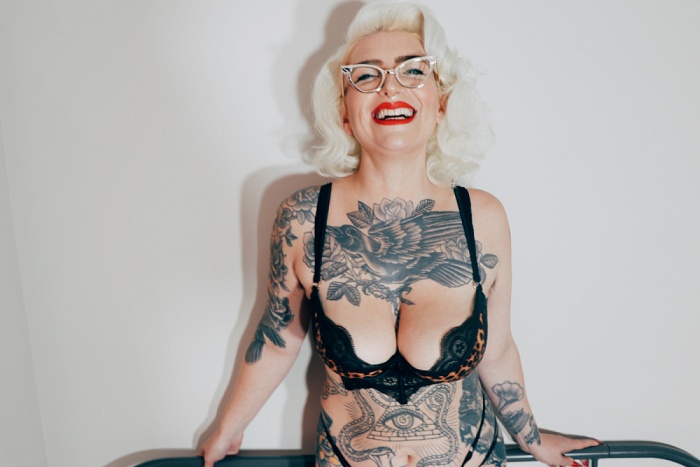 Veronica Rose