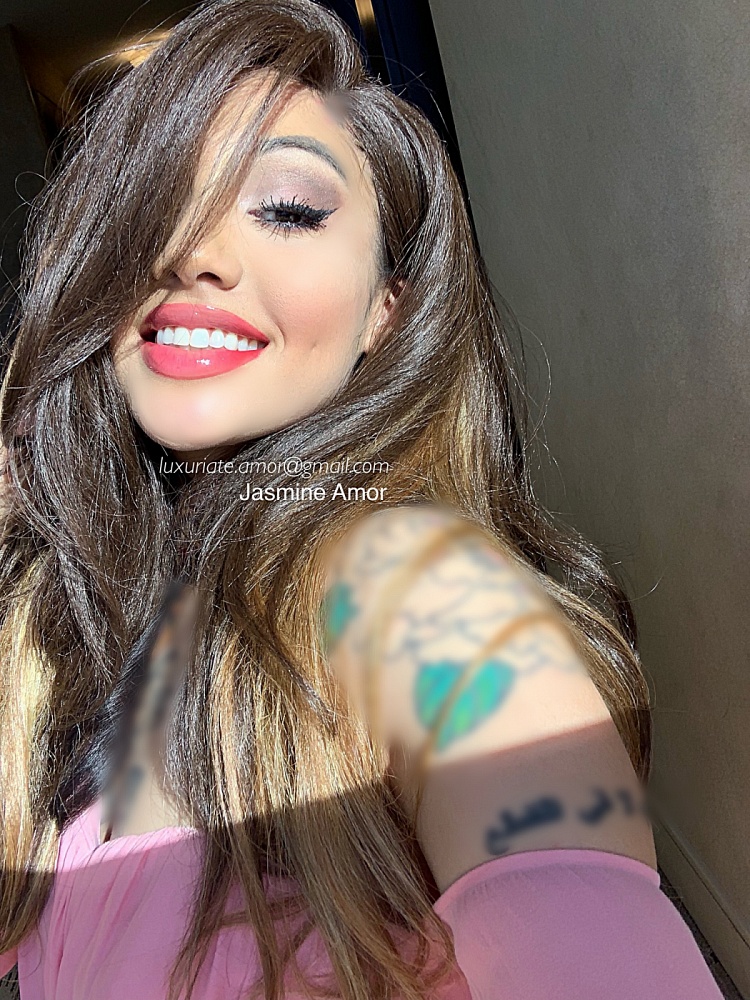 Jasmine Amor