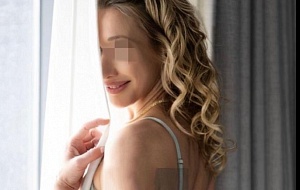 Anais French Muse
