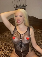 Kira Dior