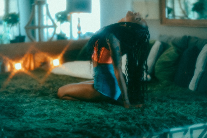 Mae Fatale