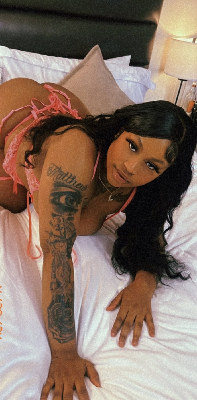Lola Ivy