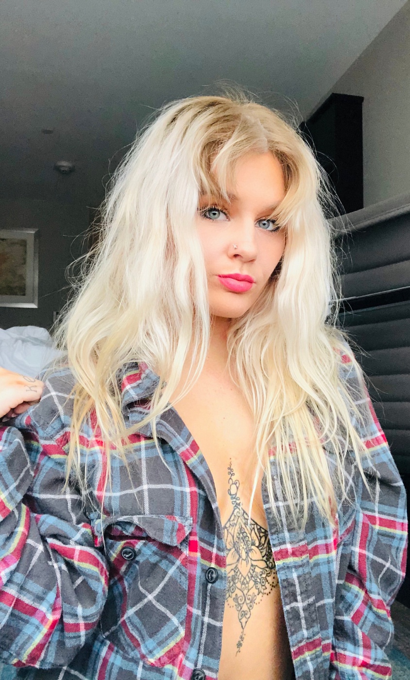 Anna Grey