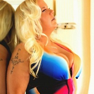 HazelHayesVip’s Avatar