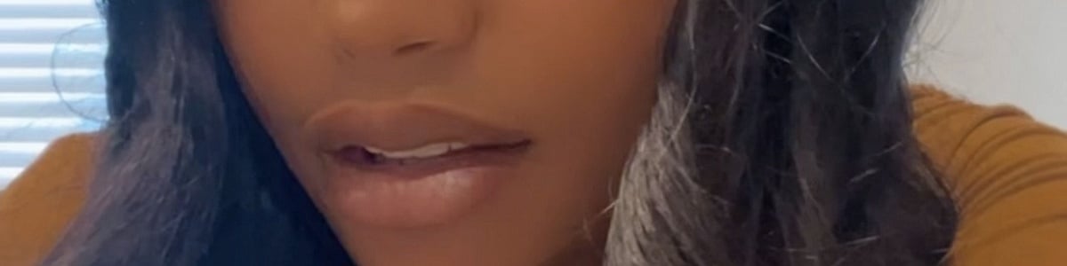Victorialoveee’s Cover Photo