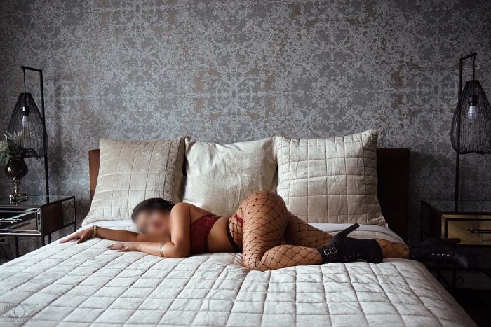 Desiree Noir