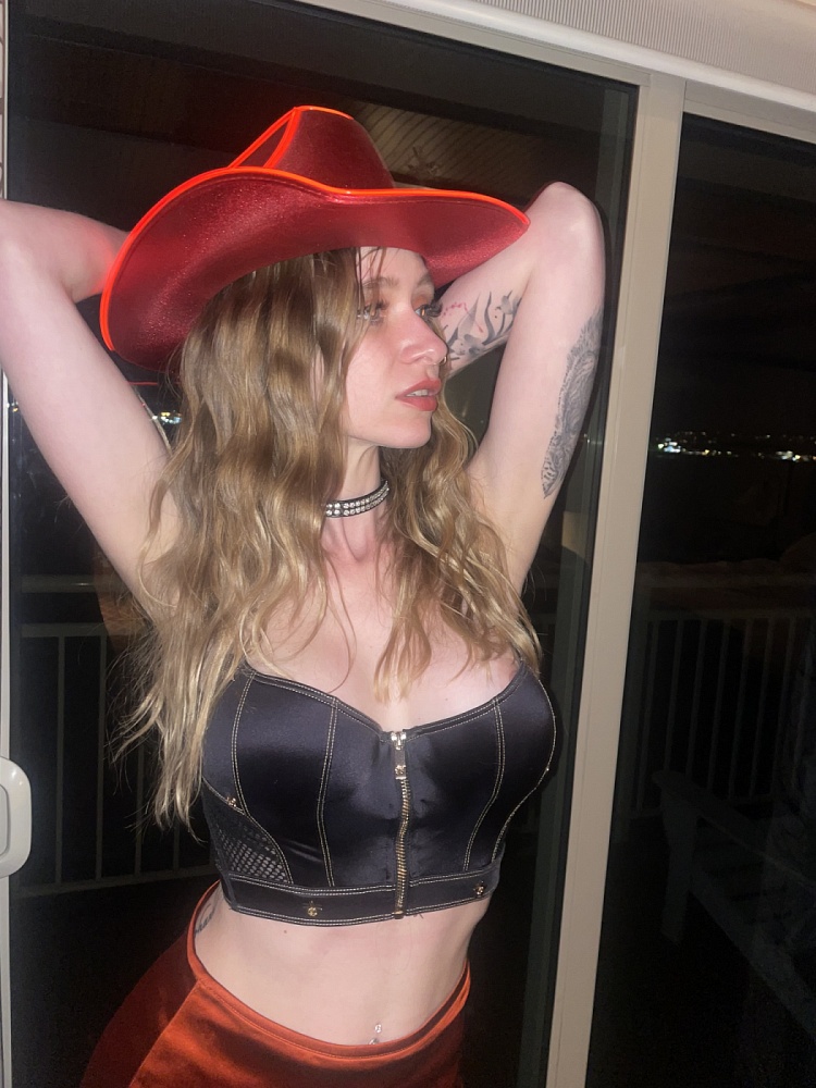 Roxanne Laurent