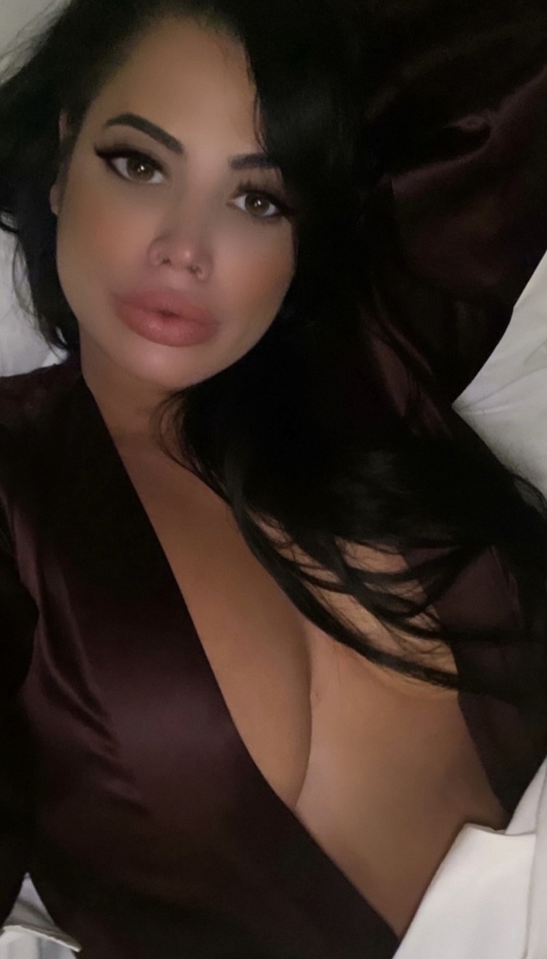 Raquel rain