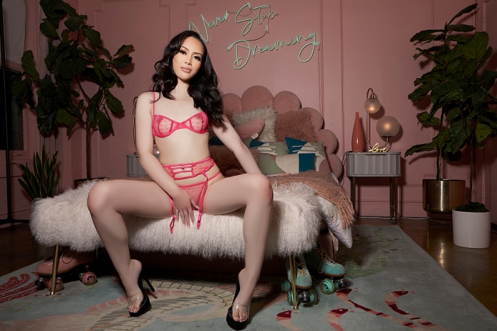 Lila Lang