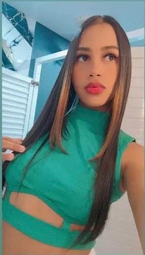 emely23