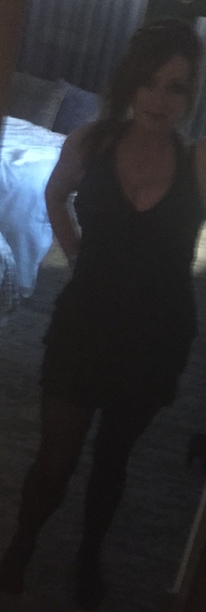 Elegant Brooke