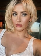 Escort Lili Lash
