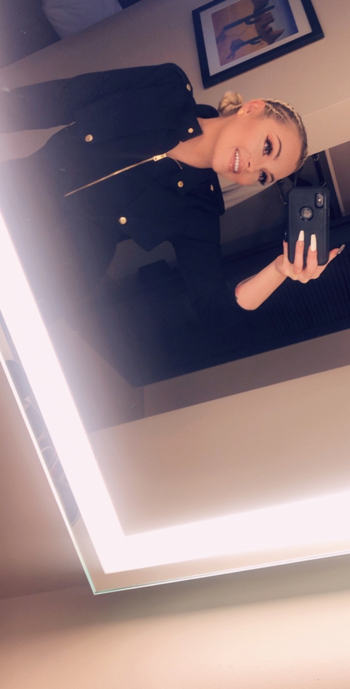 Khloe