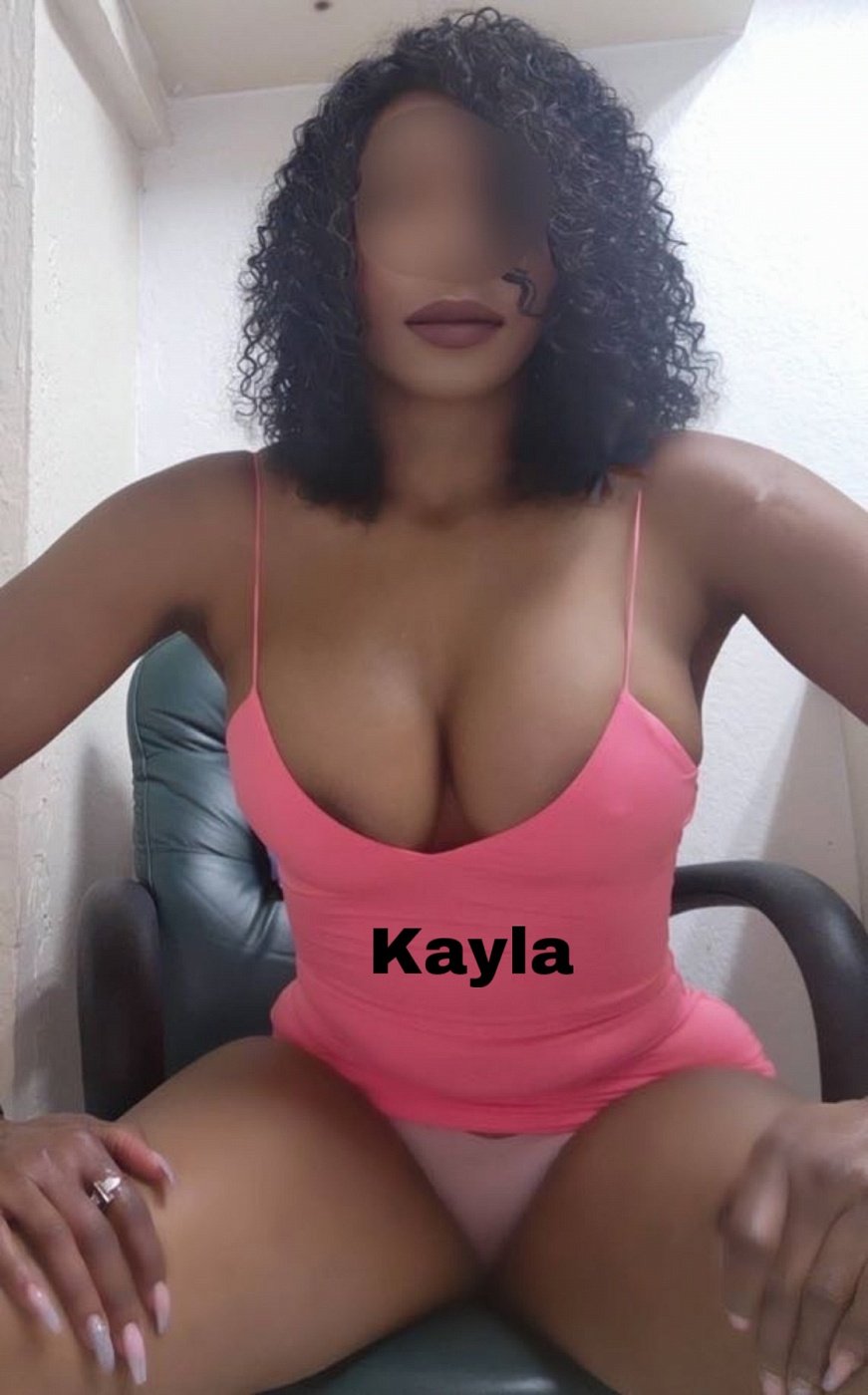 Tempting Kayla