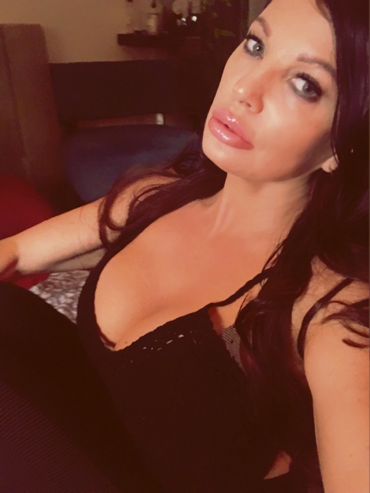KimillaCole